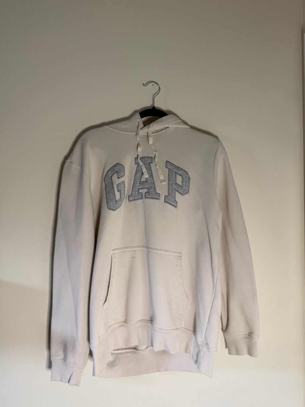 GAP Women's Cream Classic Logo Hoodie